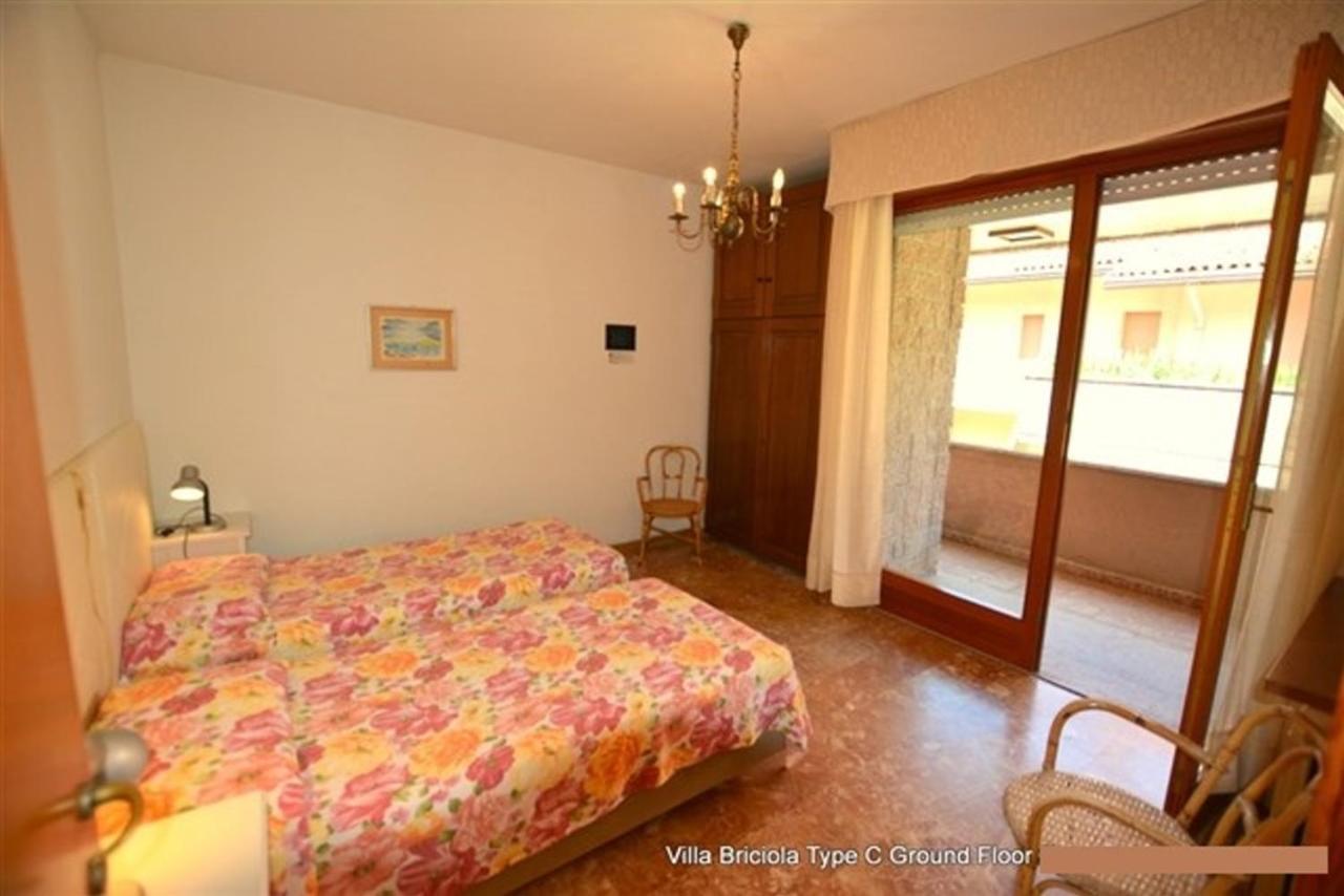 Ferienwohnung Lignano Exclusive With Pool Lignano Sabbiadoro Exterior foto